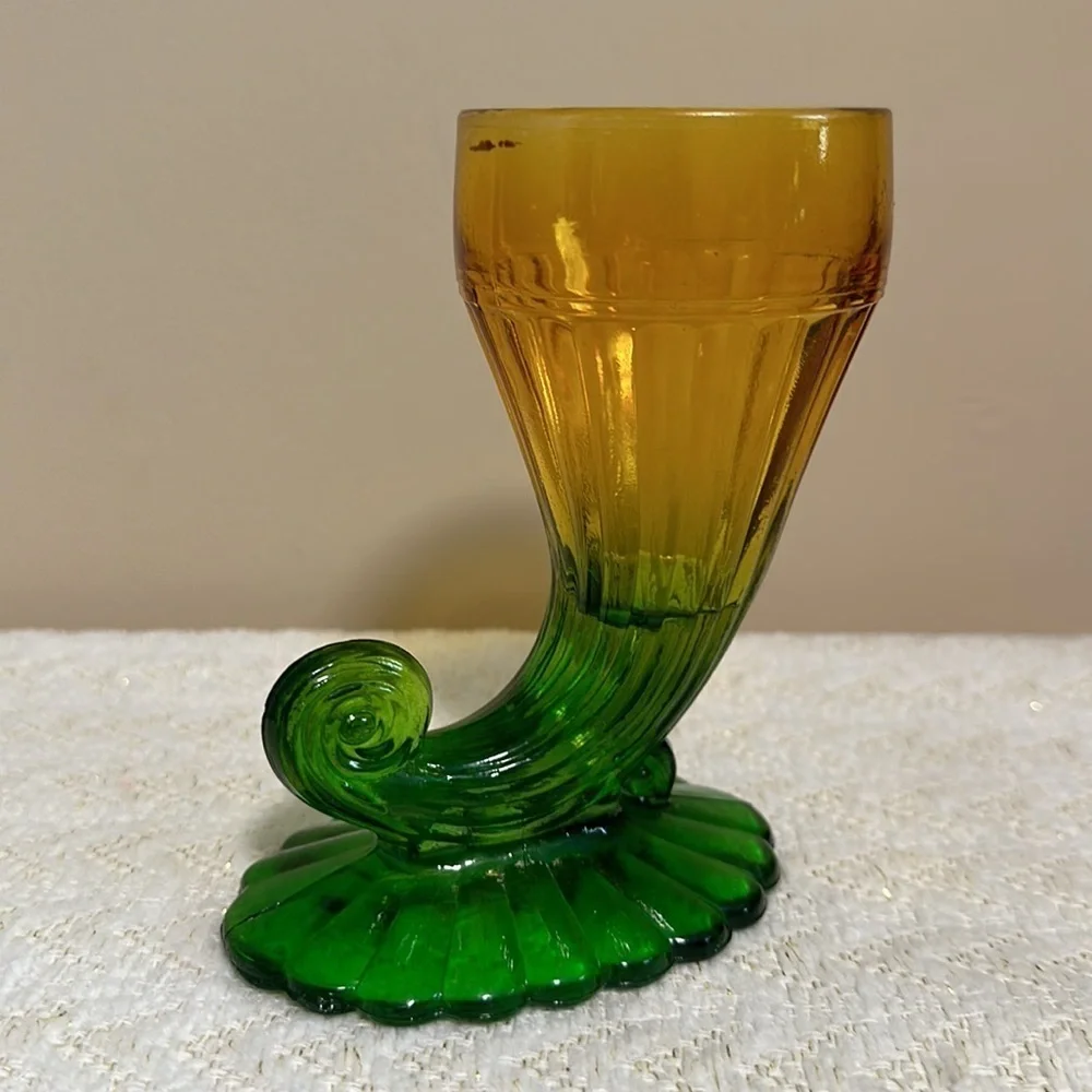 Vintage Cornucopia Vase Amber and Green Glass Horn Of Plenty Vase